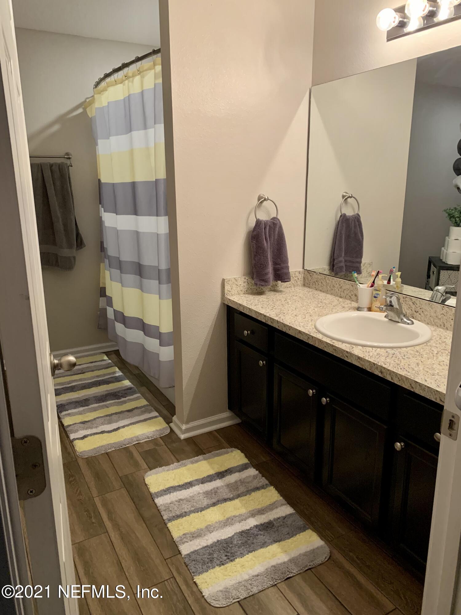 6272 Daylilly Road Macclenny, FL 32063 - Photo 10 of 34 Master bath 4
