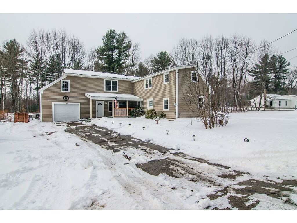 442 4th Range Road Pembroke, NH 03275 - Photo 1 of 17