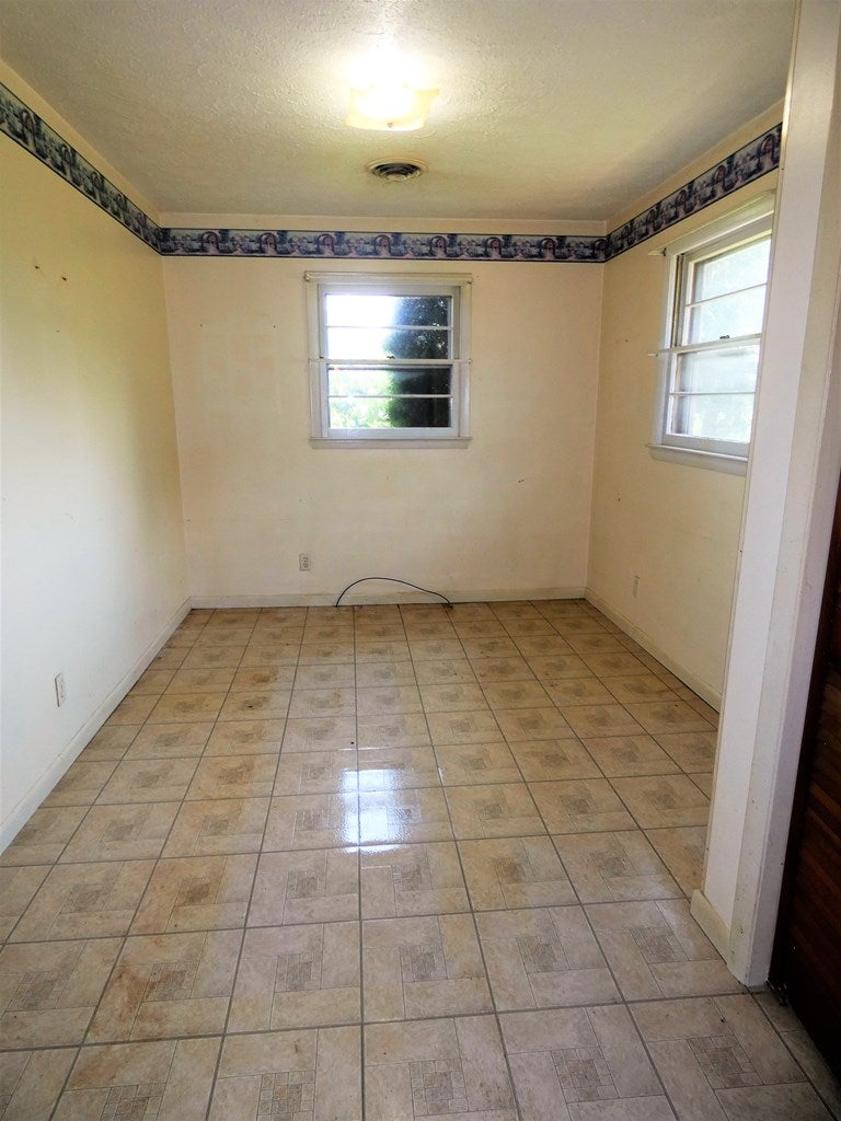 2936 Cedar Springs Road Sugar Grove, VA 24375 - Photo 20 of 47 Gallery Image 20
