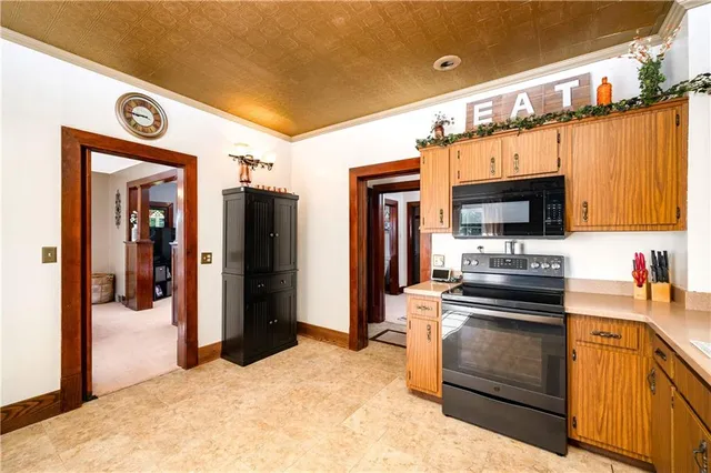 $214,900 | 205 North Main Street, Chicora, PA 16025