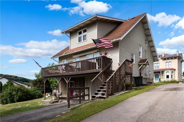 $214,900 | 205 North Main Street, Chicora, PA 16025