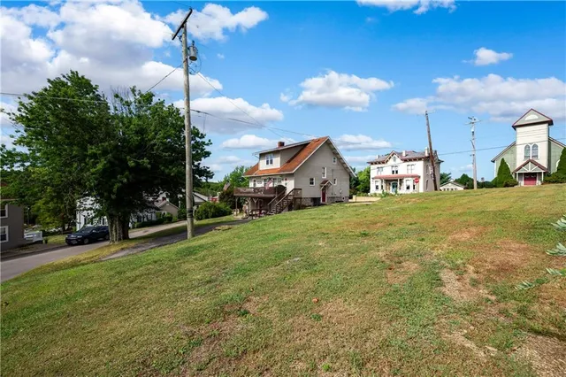 $214,900 | 205 North Main Street, Chicora, PA 16025