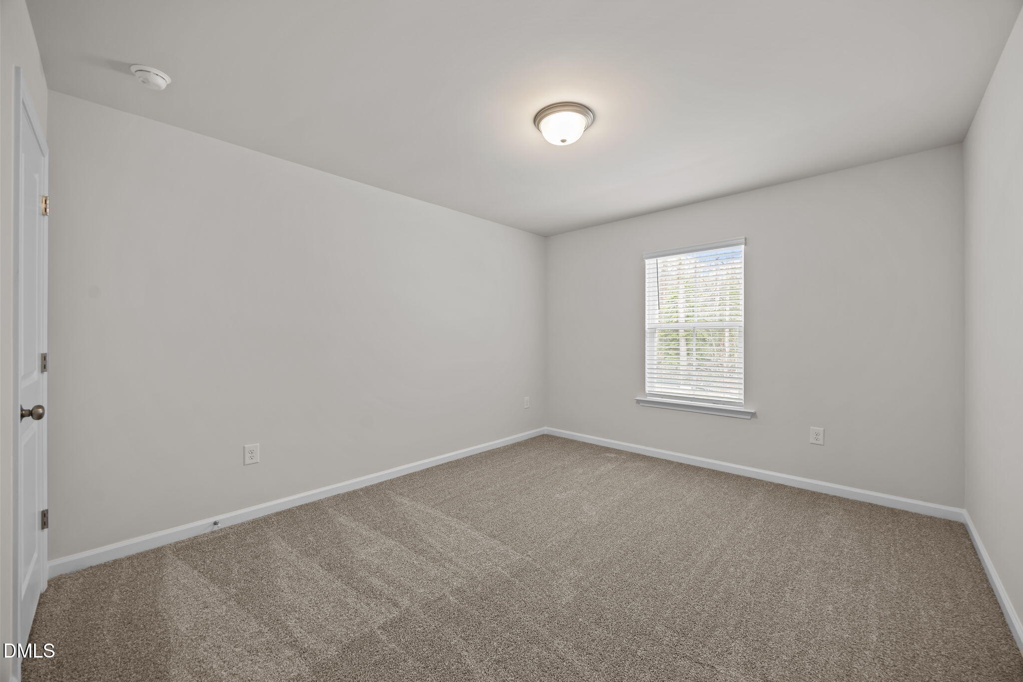 206 Fosterton Cottage Way Raleigh, NC 27603 - Photo 14 of 20 24-web-or-mls-IMG_1091