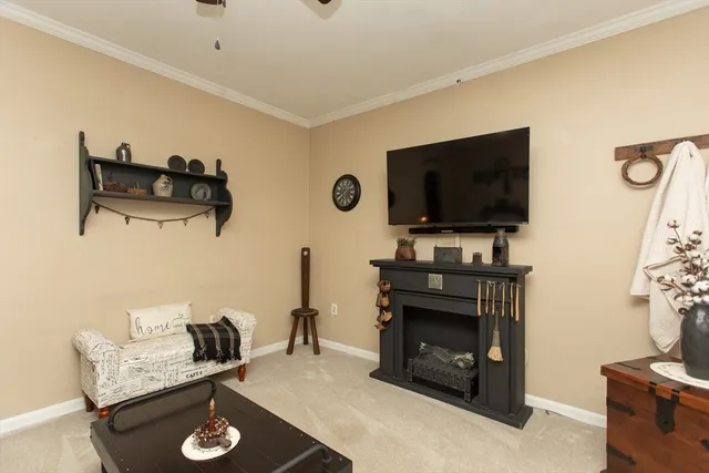 $485,000 | 245 R Laurel Street, East Bridgewater, MA 02333