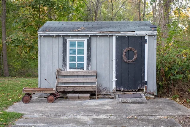 $485,000 | 245 R Laurel Street, East Bridgewater, MA 02333