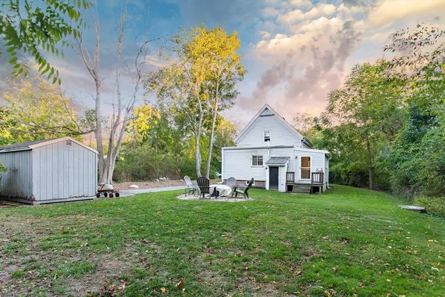 $485,000 | 245 R Laurel Street, East Bridgewater, MA 02333