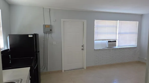 $1,295 | 428 Malverne Road, Unit 3, West Palm Beach, FL 33405