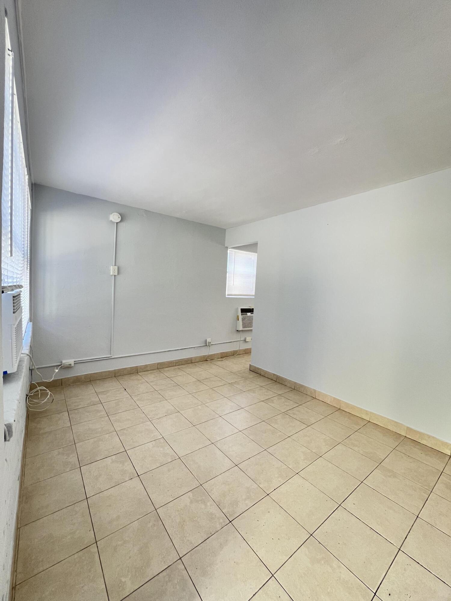 428 Malverne Road, Unit 3 West Palm Beach, FL 33405 - Photo 19 of 20 Photo Jan 30 2026, 11 45 48 AM