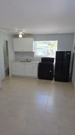 $1,295 | 428 Malverne Road, Unit 3, West Palm Beach, FL 33405