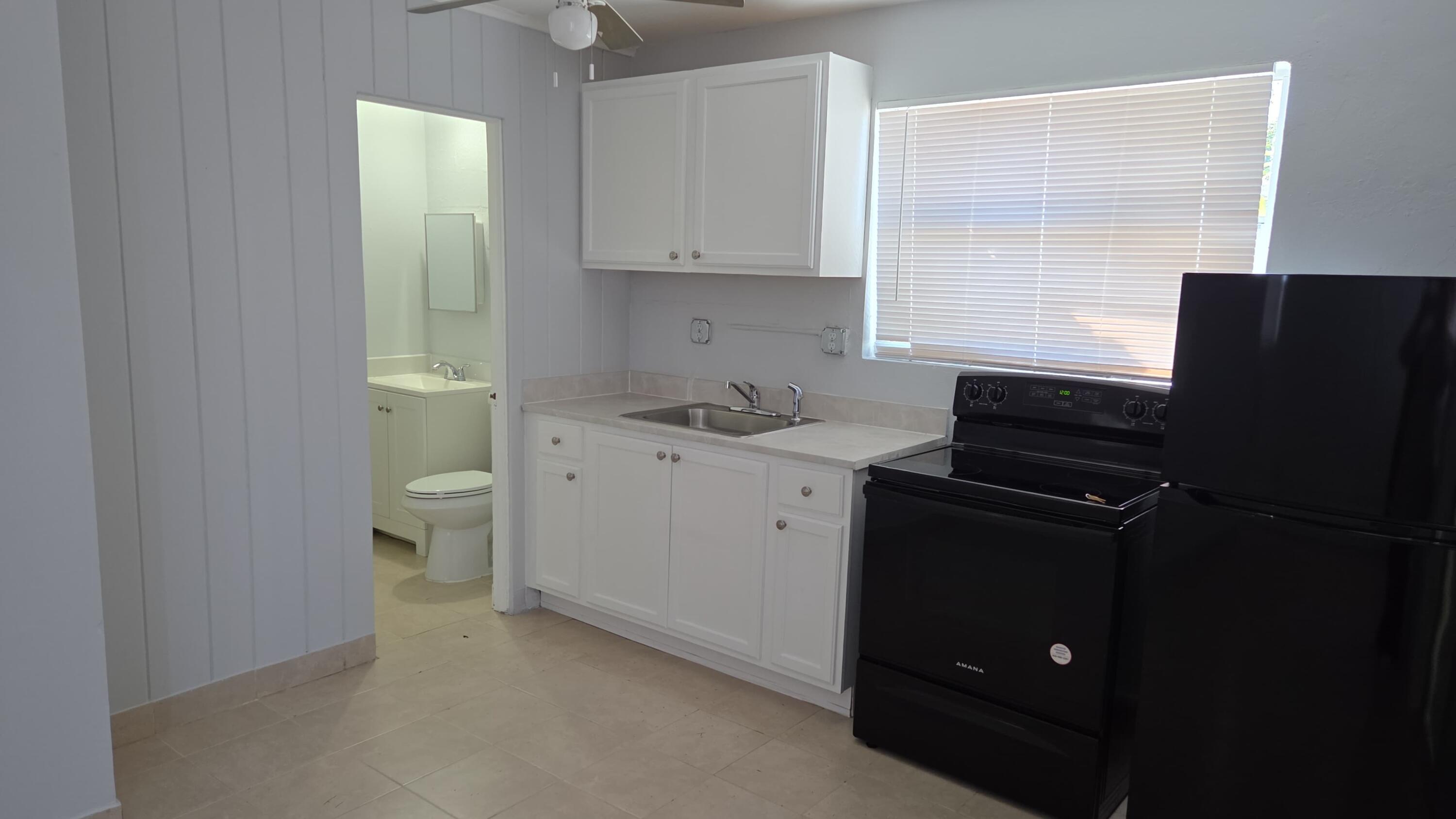 428 Malverne Road, Unit 3 West Palm Beach, FL 33405 - Photo 4 of 20 IMG-20260206-WA0035