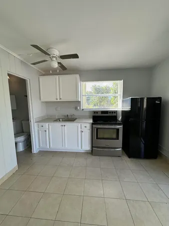 $1,295 | 428 Malverne Road, Unit 3, West Palm Beach, FL 33405