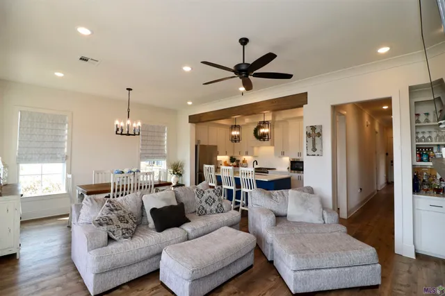 $469,000 | 3084 Parkside Ln Street, St. Francisville, LA 70775