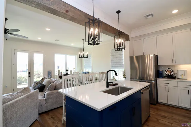 $469,000 | 3084 Parkside Ln Street, St. Francisville, LA 70775