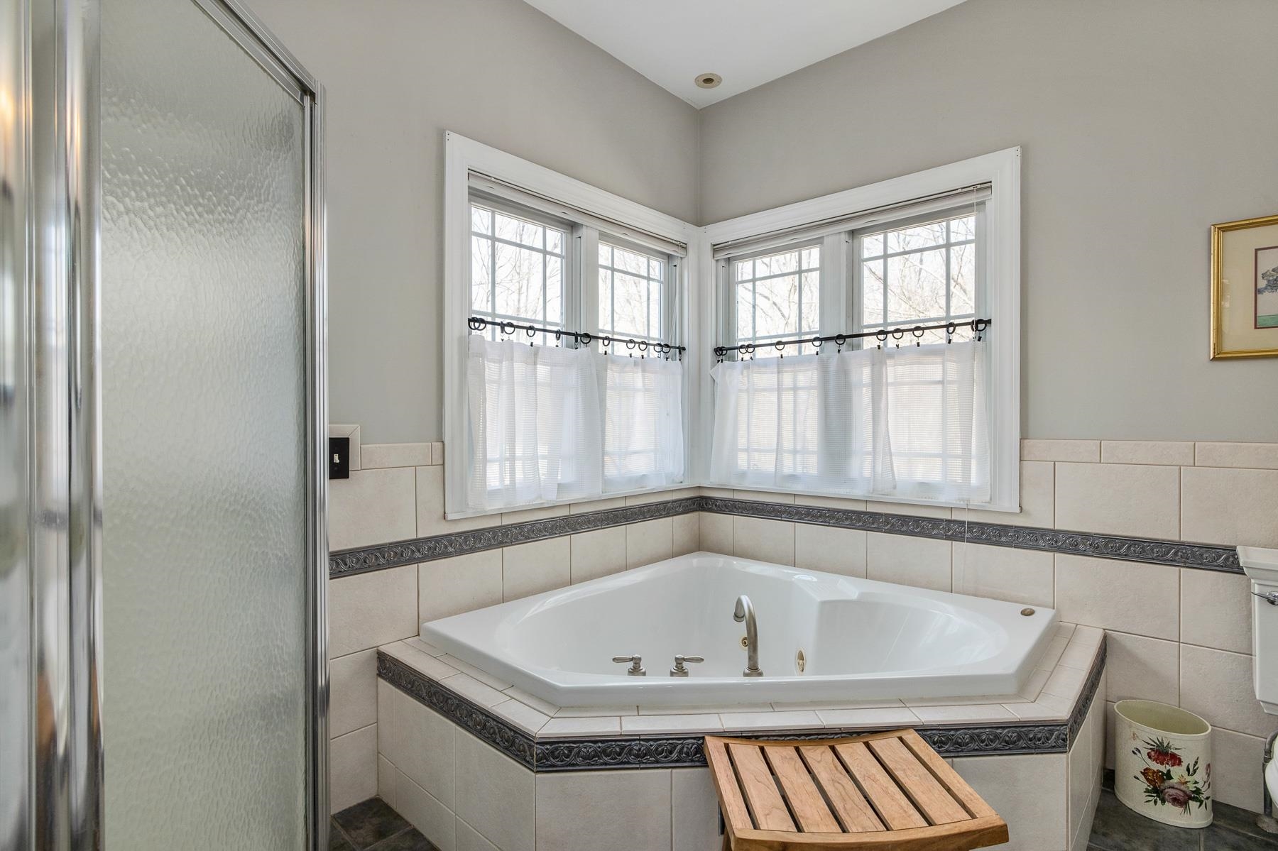 32 Leach Road Kittery, ME 03904 - Photo 18 of 40
