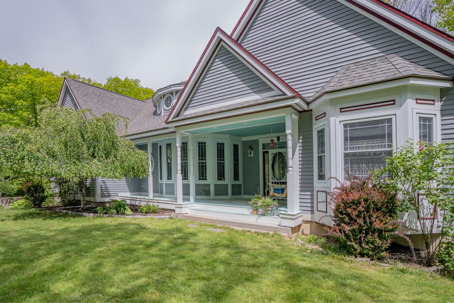 32 Leach Road Kittery, ME 03904 - Photo 2 of 40