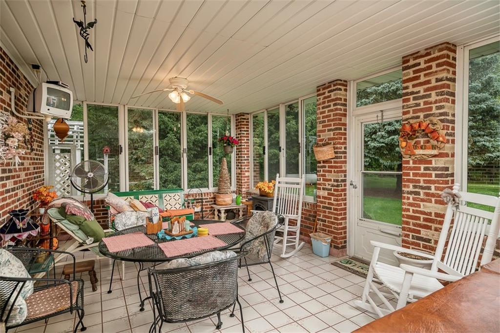 6210 Springfield Jamestown Road Springfield, OH 45502 - Photo 11 of 37