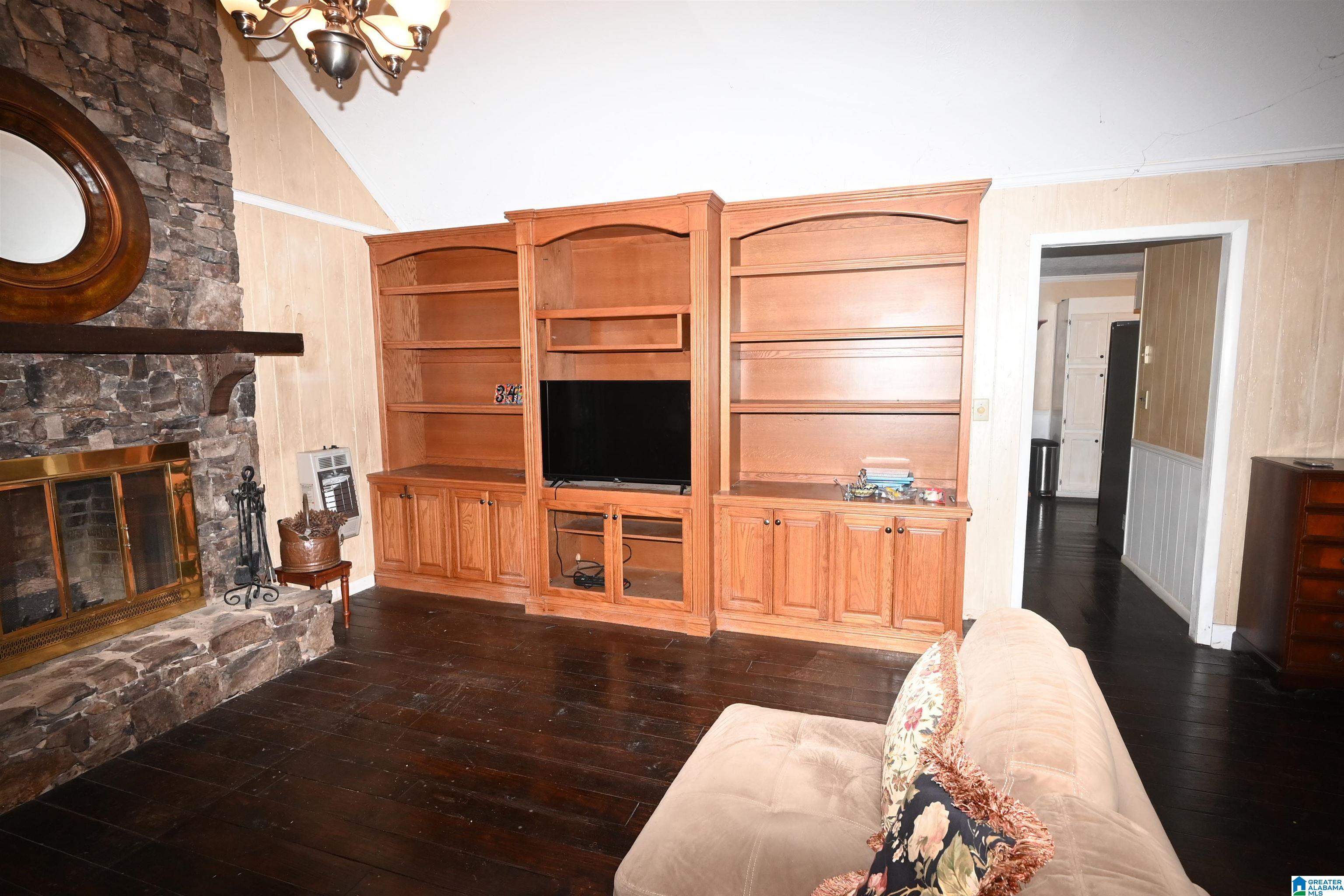 347 Field Road Anniston, AL 36207 - Photo 7 of 36