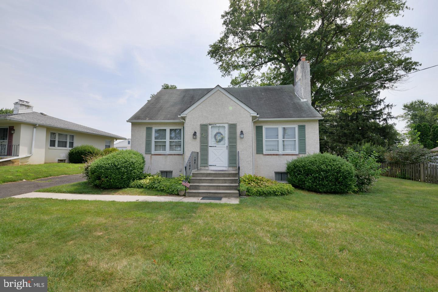 817 South Cedar Road Rockledge, PA 19046 - Photo 2 of 49 Front of home