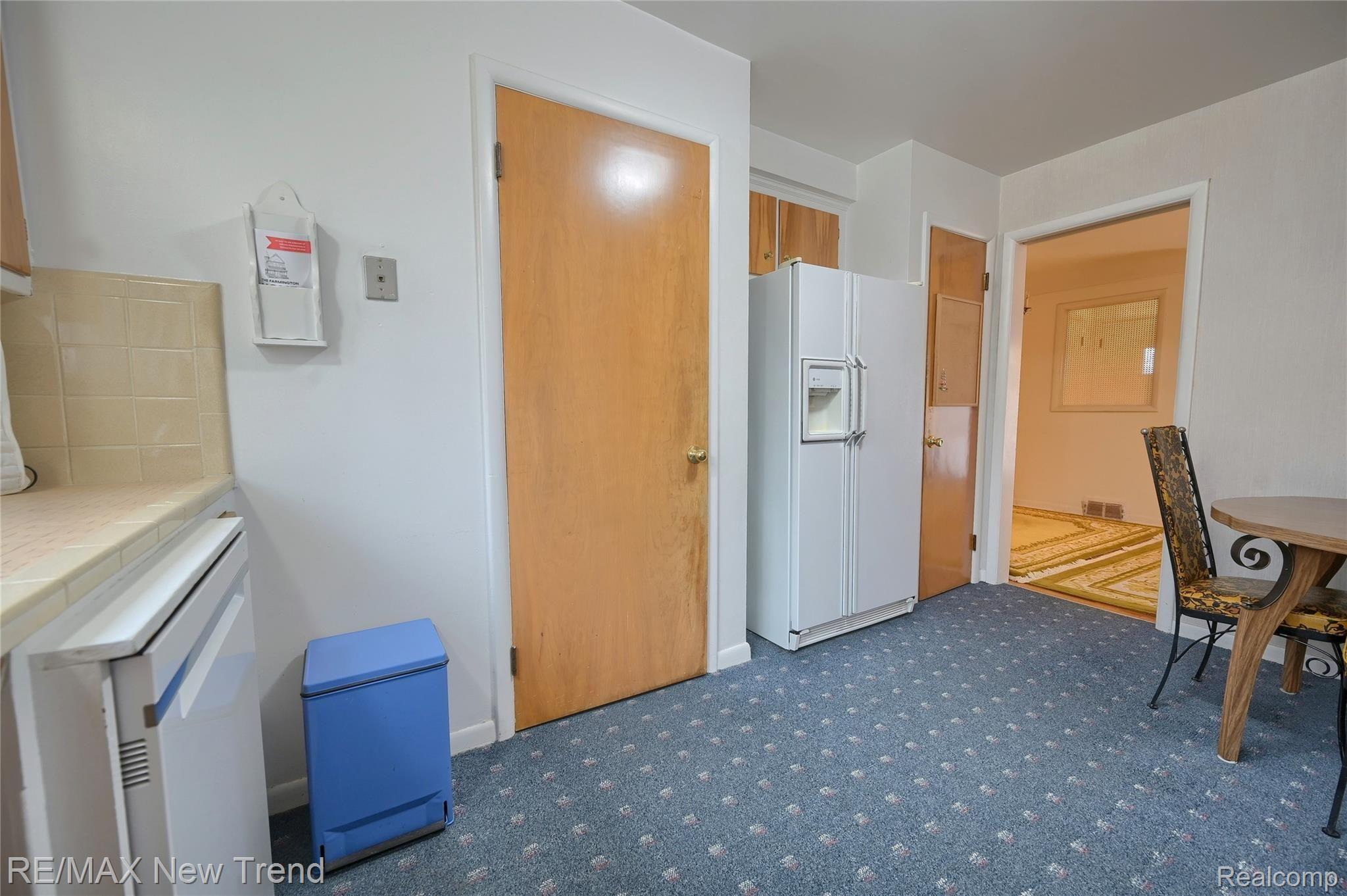 28153 Hawberry Road Farmington, MI 48331 - Photo 10 of 32 10-Kitchen-3rd-View.jpg