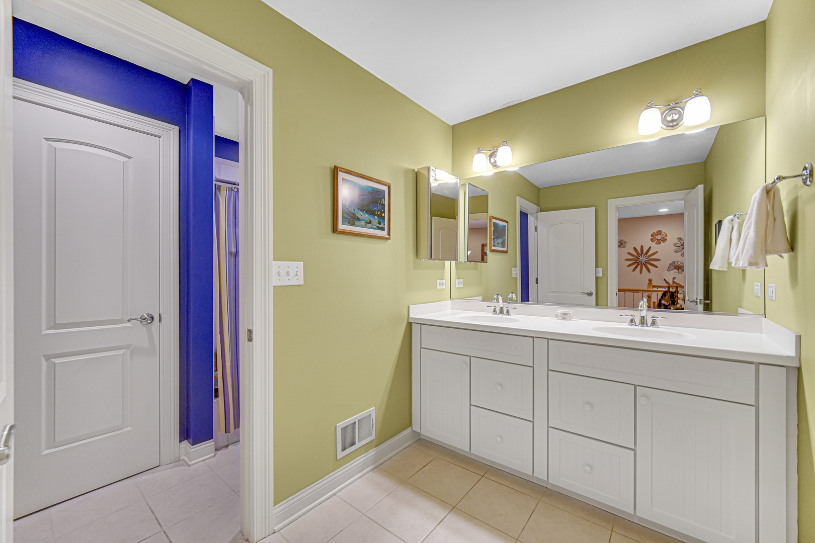 445 South Maple Street Itasca, IL 60143 - Photo 21 of 32 Gallery Image 21