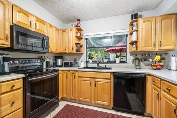 $639,000 | 4966 Northwest 6th Street, Coconut Creek, FL 33063