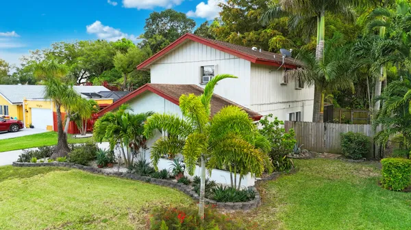 $639,000 | 4966 Northwest 6th Street, Coconut Creek, FL 33063