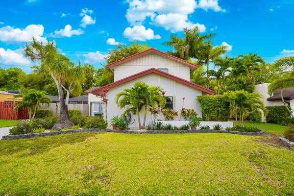 $639,000 | 4966 Northwest 6th Street, Coconut Creek, FL 33063