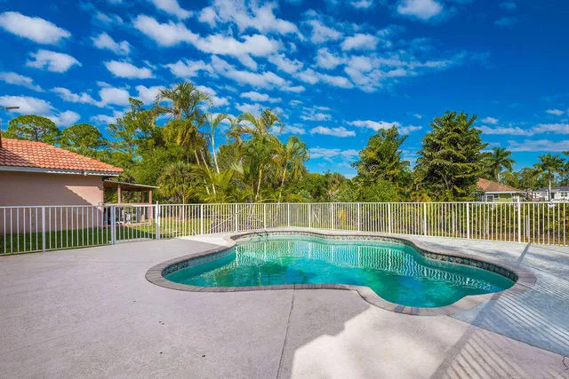 $4,500 | 13577 52nd Court North, Royal Palm Beach, FL 33411