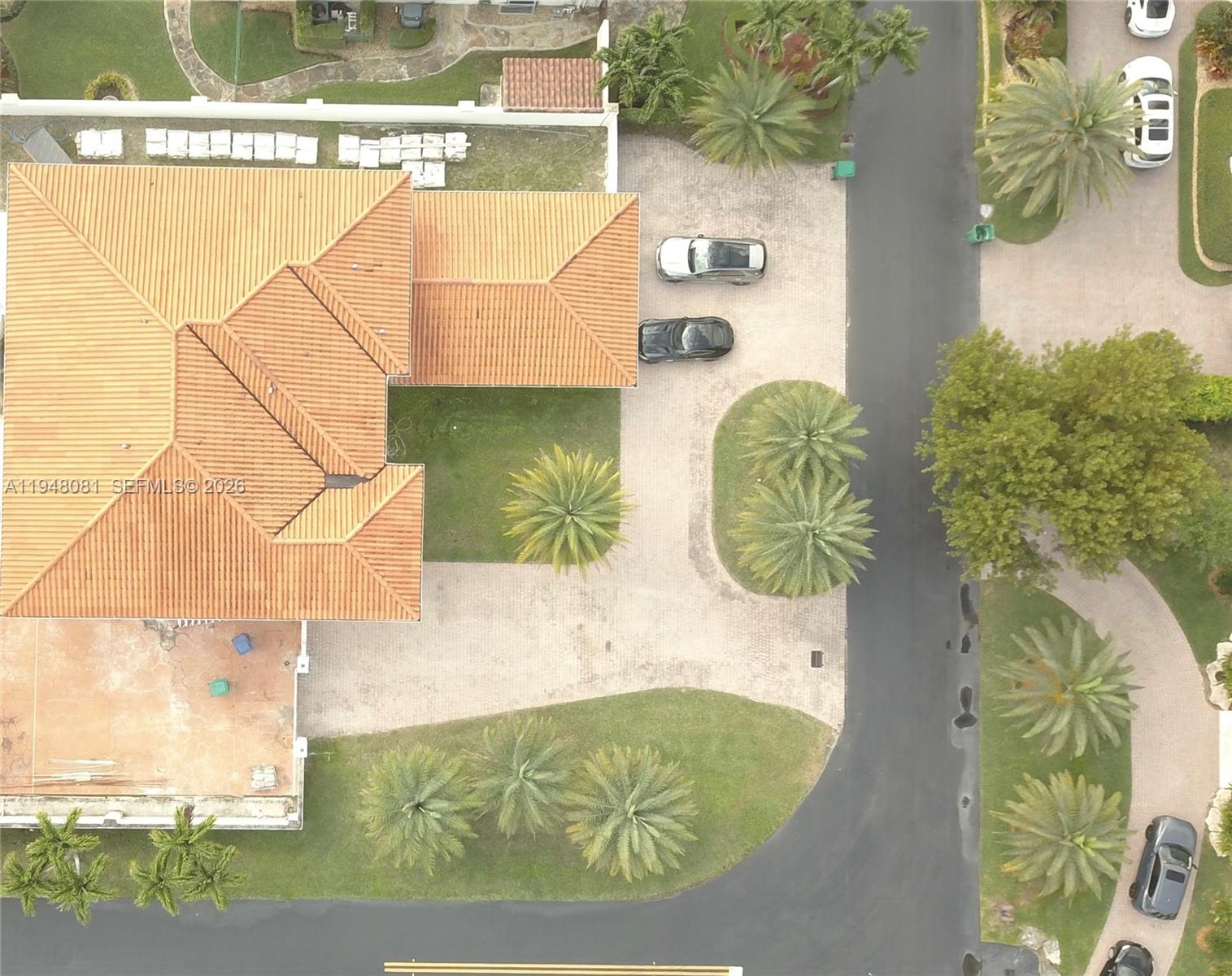 7233 Southwest 122 Place Miami, FL 33183 - Photo 13 of 78 a picture of a bathroom with a sink and mirror