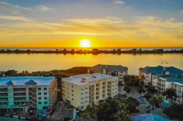 $725,000 | 250 Hidden Bay Drive, Unit 301, Osprey, FL 34229