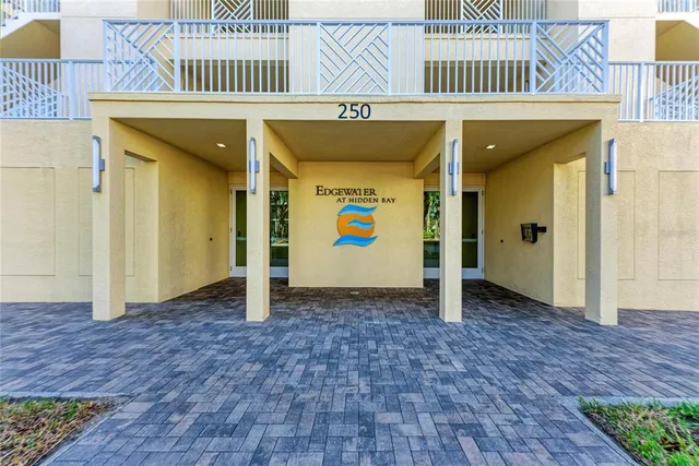 $725,000 | 250 Hidden Bay Drive, Unit 301, Osprey, FL 34229