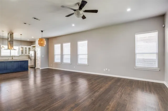 $2,950 | 619 Buckalew Street, Dallas, TX 75208