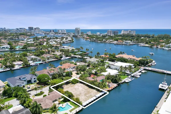 $5,960,000 | 2552 Mercedes Drive, Fort Lauderdale, FL 33316