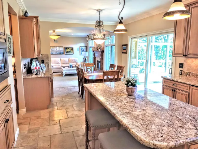 $819,900 | 6768 Merrick Drive, Troy, MI 48098