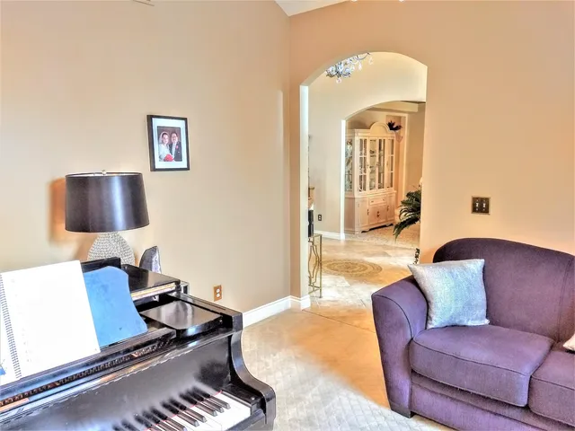 $819,900 | 6768 Merrick Drive, Troy, MI 48098