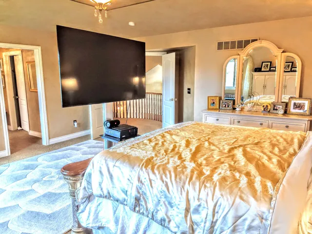 $819,900 | 6768 Merrick Drive, Troy, MI 48098