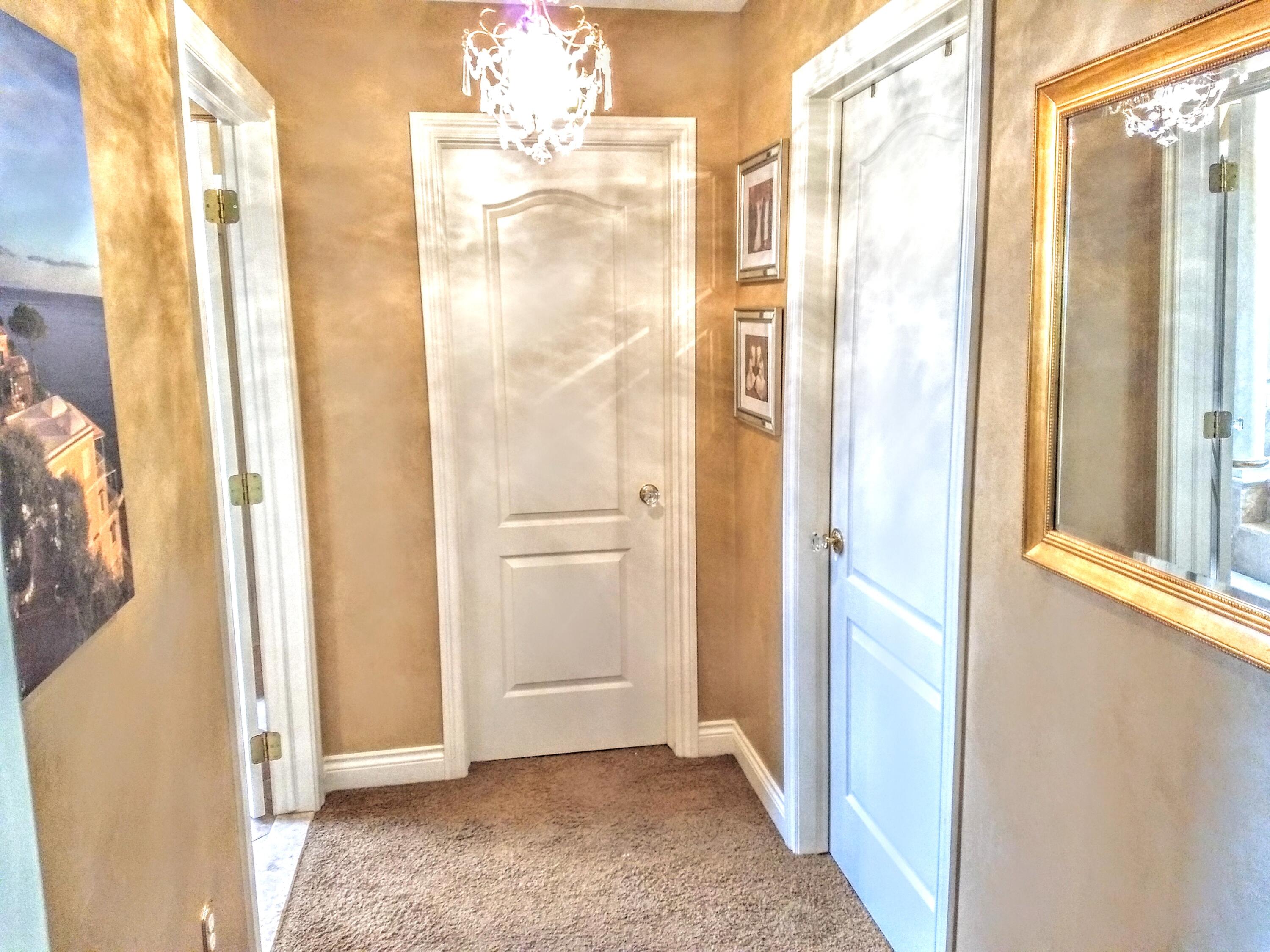 6768 Merrick Drive Troy, MI 48098 - Photo 38 of 85 31 - Mstr Bdrm Foyer