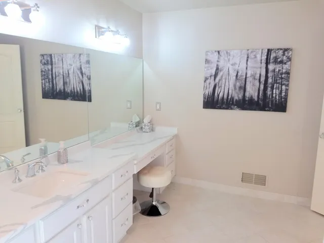 $819,900 | 6768 Merrick Drive, Troy, MI 48098