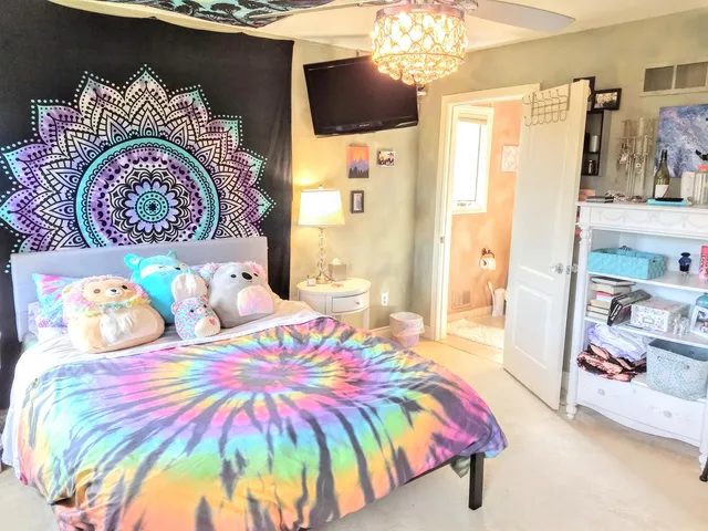 $819,900 | 6768 Merrick Drive, Troy, MI 48098