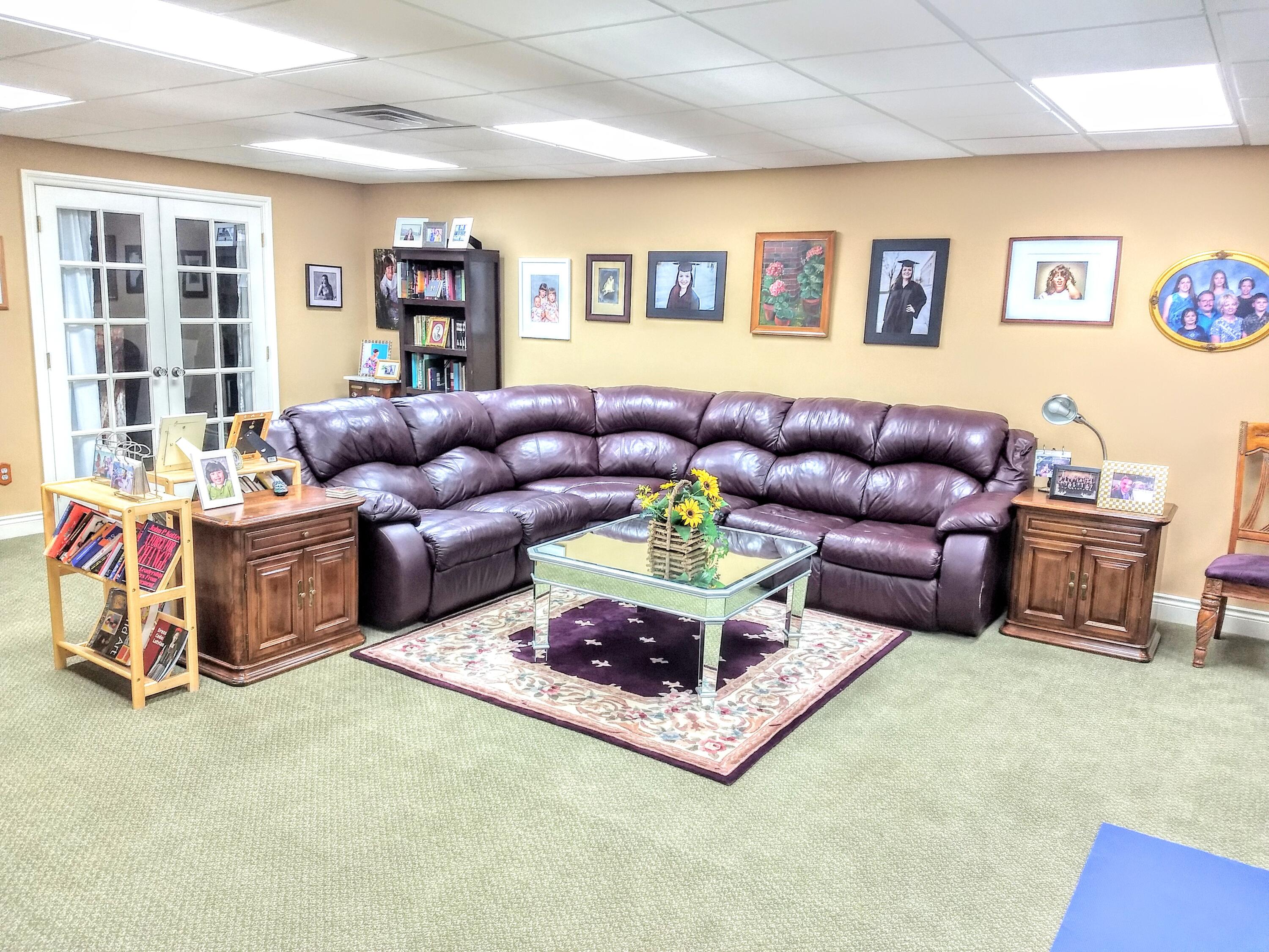 6768 Merrick Drive Troy, MI 48098 - Photo 64 of 85 54 - Rec Area