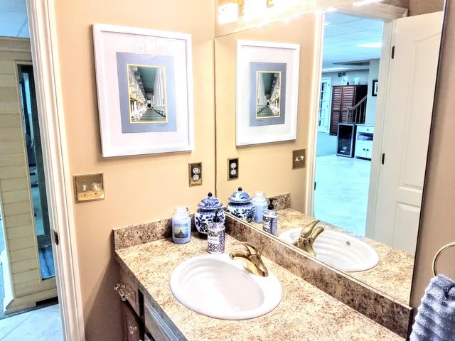 $819,900 | 6768 Merrick Drive, Troy, MI 48098