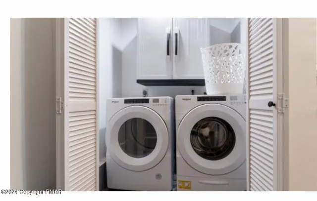 $299,999 | 9197 Buttonwood Court, Tobyhanna, PA 18466