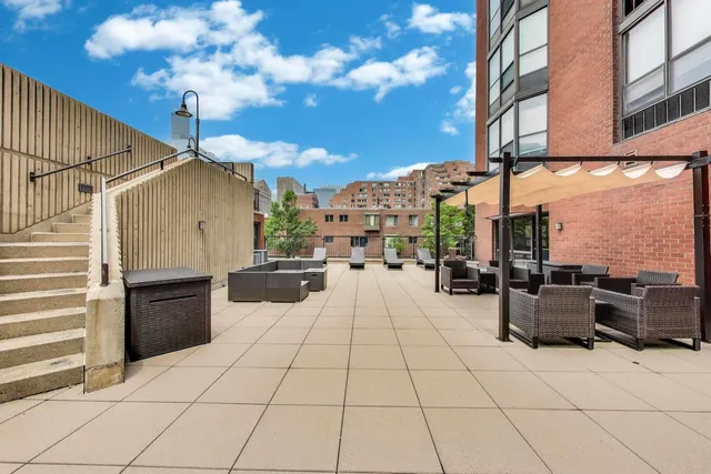 $2,000 | 899 South Plymouth Court, Unit 1005, Chicago, IL 60605