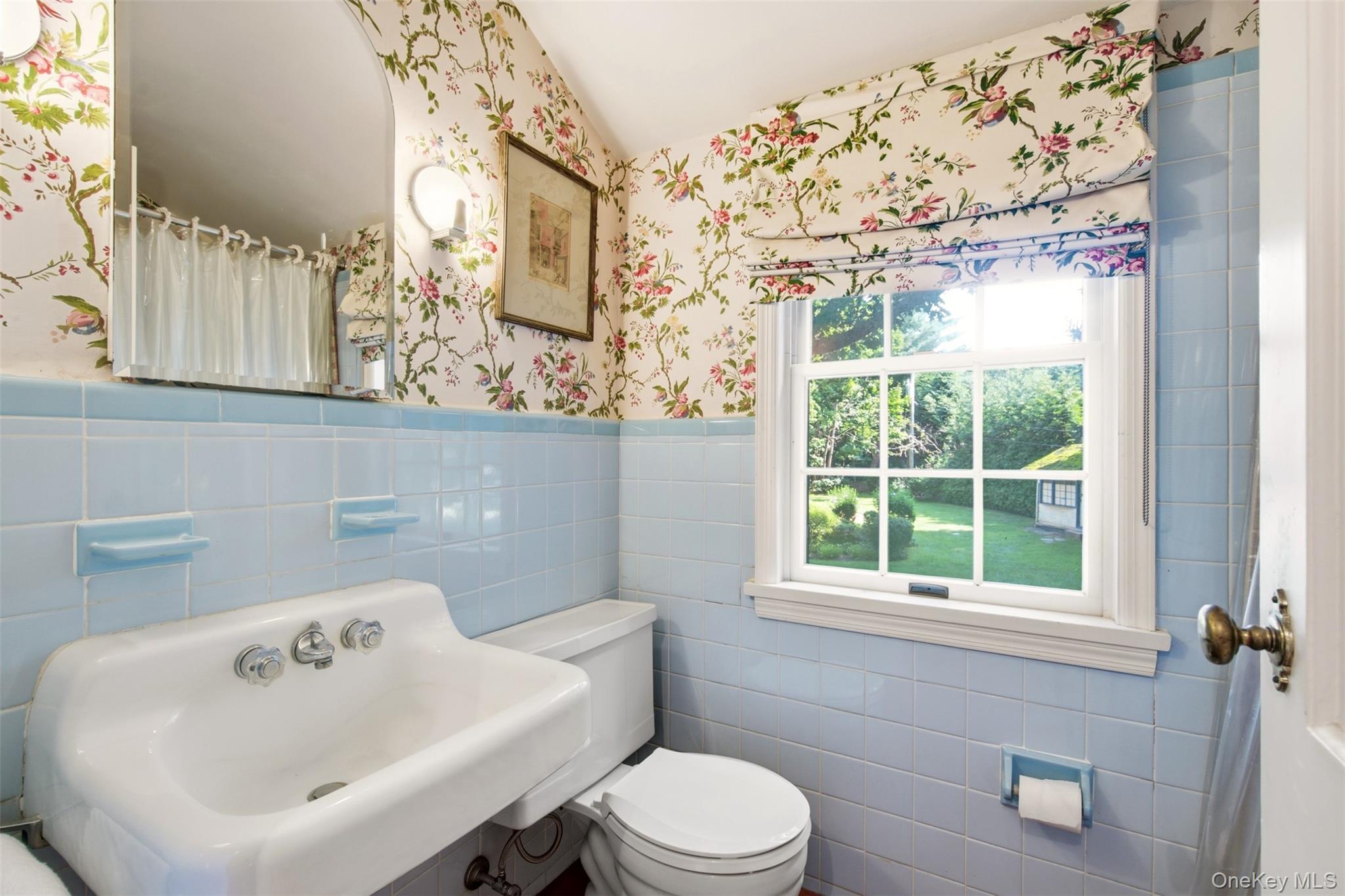 1936 Midlane Road Muttontown, NY 11791 - Photo 24 of 44 Gallery Image 24
