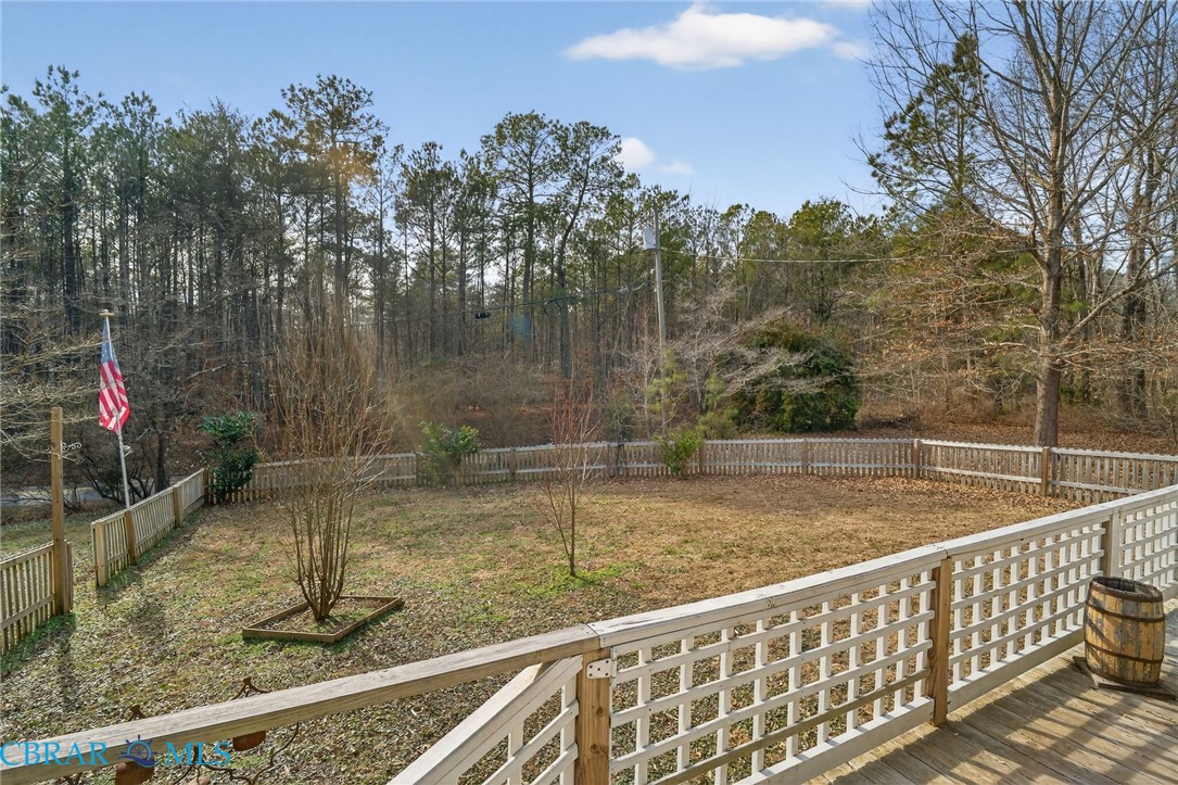 10083 Burkes Pond Road North, VA 23128 - Photo 27 of 38