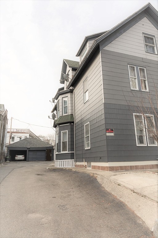 8 Merrick Street Worcester, MA 01609 - Photo 4 of 24 Gallery Image 4