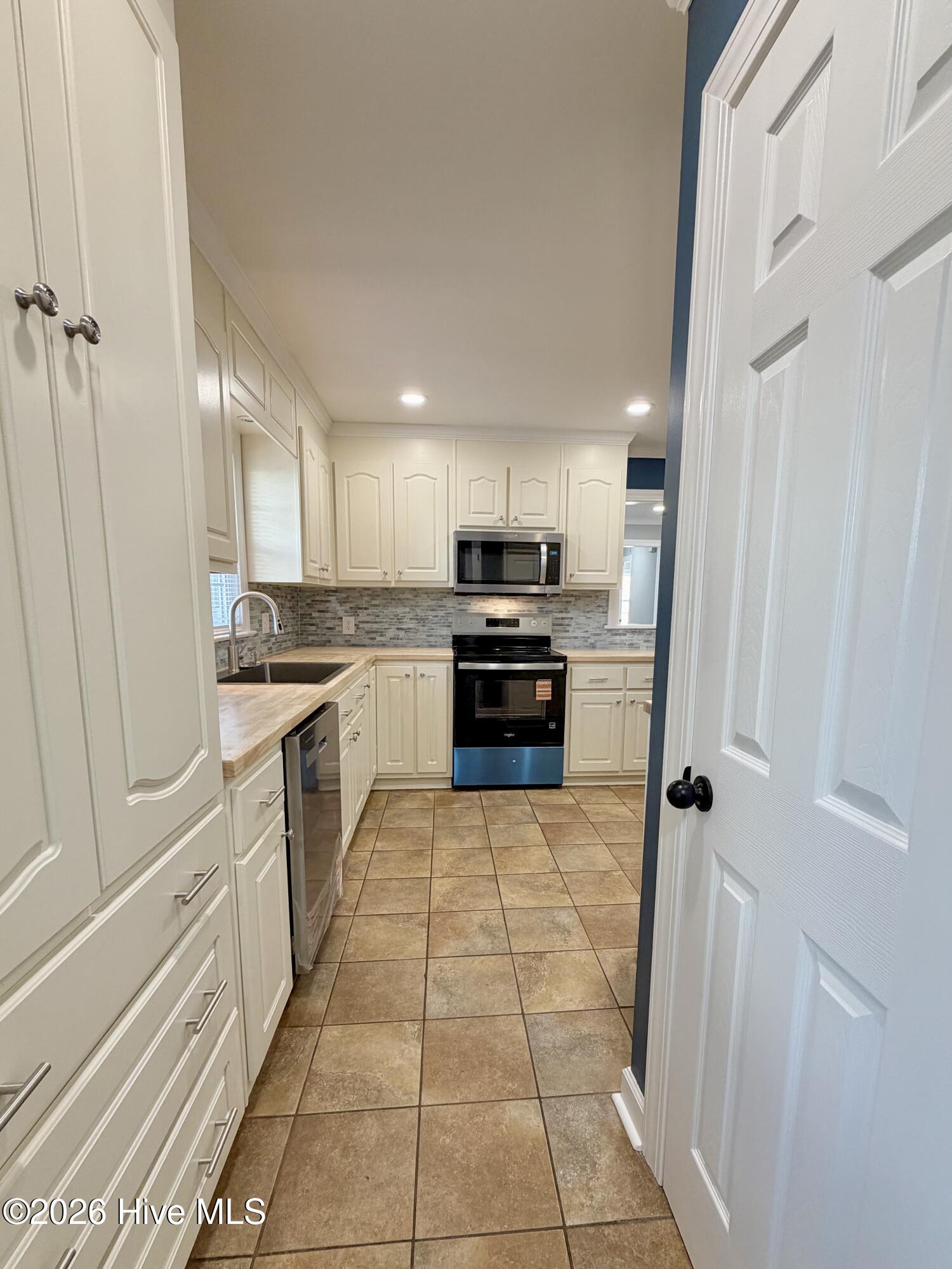 216 Collier-Loftin Road Kinston, NC 28504 - Photo 41 of 76 IMG_5124