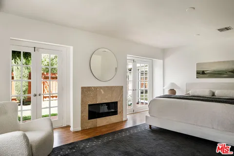 $1,195,000 | 8325 Capps Avenue, Northridge, CA 91324