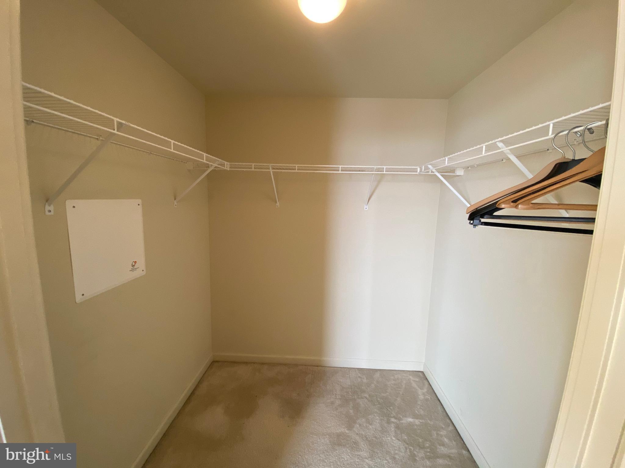 2726 Gallows Road, Unit 1401 Vienna, VA 22180 - Photo 10 of 14