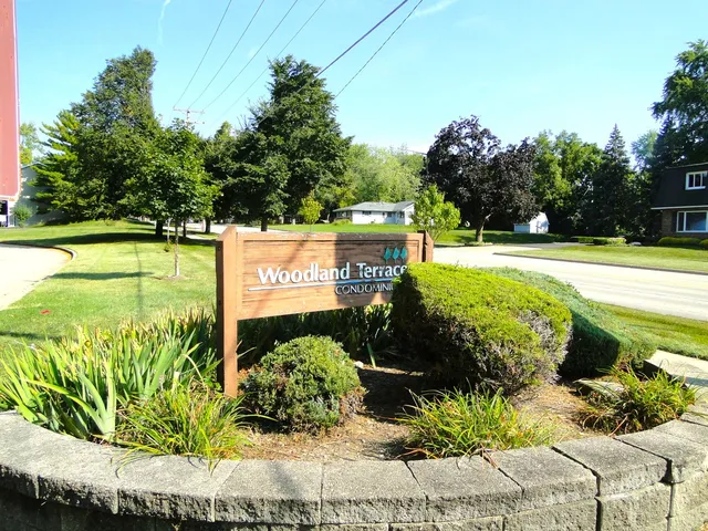 $189,000 | 3107 Ingalls Avenue, Unit 3B, Joliet, IL 60435